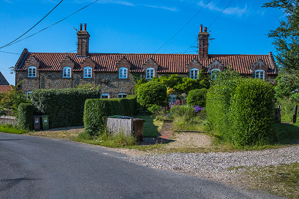 White Horse Cottages - 22nd June 2021