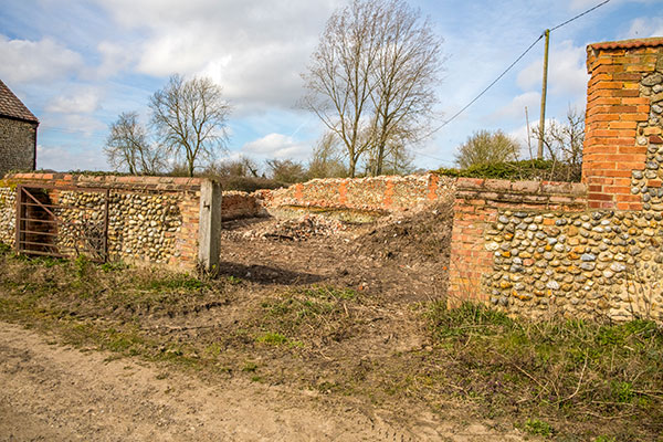 Green Farm outbuildings - 13th May 2022