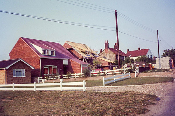 1976