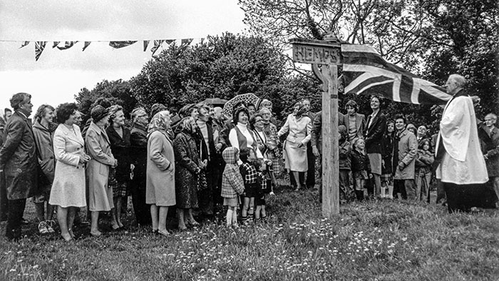 New Silver Jubilee village unveiling - 1977