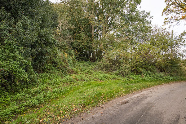 Marl pit track entrance onto Pond Hills Road - 6th November 2021