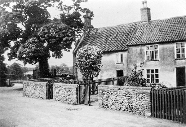 1935